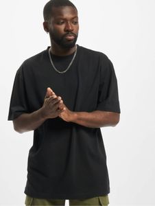 lässiges Urban Classics Herren T-Shirt 180 g/m² mit Baumwolle Schwarz