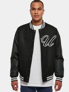 Chaqueta de hombre Simple Urban Classics con bolsillos, acolchada, 600 g/m², negra.