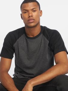 lässiges Urban Classics Herren T-Shirt 140 g/m² mit Baumwolle Grau/Schwarz