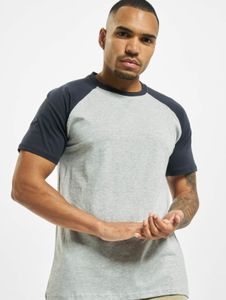 bequemes Urban Classics Herren T-Shirt 140 g/m² mit Baumwolle Grau