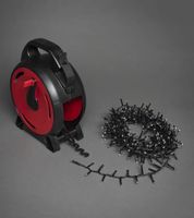 Guirlande lumineuse d'extérieur Konstsmide, sur enrouleur de câble, 7 mètres, 100 LED, Ambre, étanche IP44, Noir/Rouge