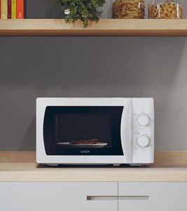 Horno microondas CANDY con 5 niveles de potencia y programa de descongelación, 700 W, 20 L **Producto de segunda mano – Probado y en perfecto funcionamiento** CMW20SMW Blanco