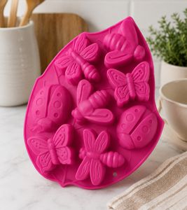 Silikon-Backform 8er-Schmetterling-Form zum Backen & Einfrieren **B-Ware – geprüft & funktionell einwandfrei** in Rosa