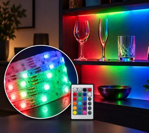 Tira LED BRILO 5m RGB 6W con Mando a Distancia, Conexión USB, Regulable, Autoadhesiva & Recortable **Producto de segunda selección – probado & totalmente funcional** Multicolor