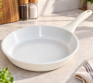 Aluguss-Pfanne Ø24cm mit Keramikbeschichtung & Induktionsboden **B-Ware – geprüft & funktionell einwandfrei** in Weiß