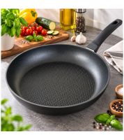 Forged Aluminum Frying Pan (Ø 28 cm) with High-Quality Teflon™ Non-Stick Coating **B-Stock – Inspected** Black
