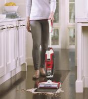Bissell CrossWave Essential 3-in-1 Nass- und Trockensauger / Bodenreiniger mit zwei-Tank-Technologie Staubsauger Inkl. 236 ml Multi-Surface Reinigungslösung 560 W **B-Ware – geprüft** Weiß/Rot