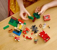 LEGO Minecraft Das Pilzhaus (The Mushroom House) 21179 Set mit 3 Minecraft Mini-Figuren, 272 Teile Bunt