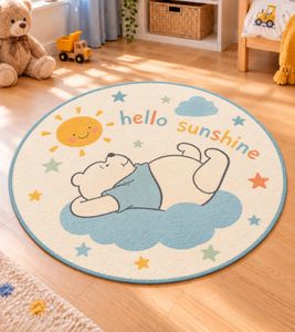 Disney Kinderteppich mit Winnie the Pooh-Motiv mit Wolken & Sternen Ø90cm Teppich aus 100% Polyamid, strapazierfähig, pflegeleicht & rutschhemmend Weiß/Gelb/Blau