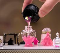 MGA Zapf Creation Kreativset MGA's Miniverse - Make It Mini Harry Potter Mini Potions - Zufällige Miniatur Replikate aus den Filmen in Bunt