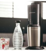 sodastream Crystal 3.0 Wassersprudler Vorteilspack inkl. Glaskaraffe und Quick-Connect Zylinder Sprudelgerät **B-Ware – geprüft** Schwarz