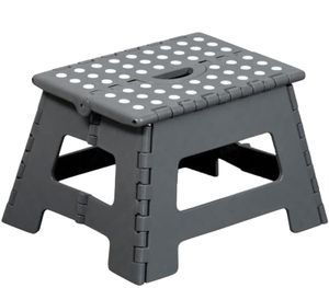 KESPER faltbarer Klapptritt aus Kunststoff zum platzsparenden Verstauen 35 x 27 / 22 cm **B-Ware – geprüft** in Grau