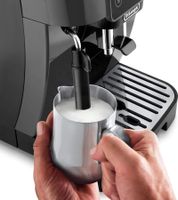 Cafetera superautomática De'Longhi Magnifica Start con espumador de leche para espresso, café, americano y capuchino (15 bares, 1450 W) **Producto reacondicionado (B-Ware) – verificado** Negro/Plata