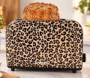 progress LEO Toaster – 2-Slice, 750 Watt, with 7 adjustable browning levels & crumb tray **B-stock – inspected** Beige/Leopard print