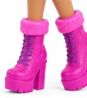 Mattel Monster High Clawdeen Wolf Doll with Dress & Pink Boots – Posable Fashion Doll for Ages 4+ **B-Stock – Inspected** Multicolored