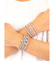 Kit de Manualidades folia Kumihimo Bracelets Pastel Rainbow para Pulseras de la Amistad con 8 Hilos de Algodón, 6 Cuentas de Madera y 2 Discos para Trenzar **Producto de segunda selección – probado** Multicolor