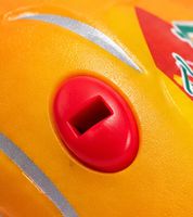 Cohete lanzable DUSSAL con efecto silbador – Juego de lanzamiento al aire libre para niños a partir de 3 años **Producto de segunda categoría (B-Ware) – revisado** Naranja/Amarillo