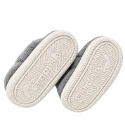 Cozy Unisex Slippers for Kids with Soft Faux Fur – Comfortable Camprella Slippers for Boys & Girls, Featuring a Non-Slip Treaded Sole – Gray